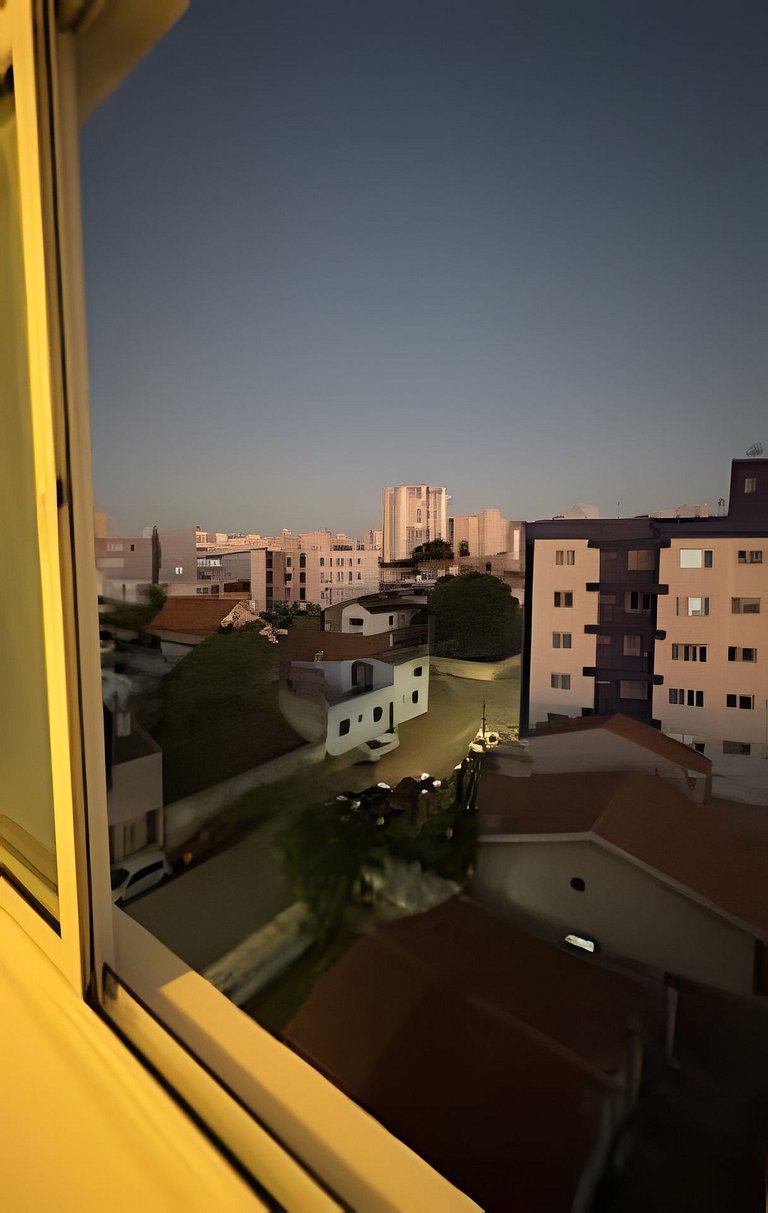 300m Rodoviária | 1Q + Garagem
