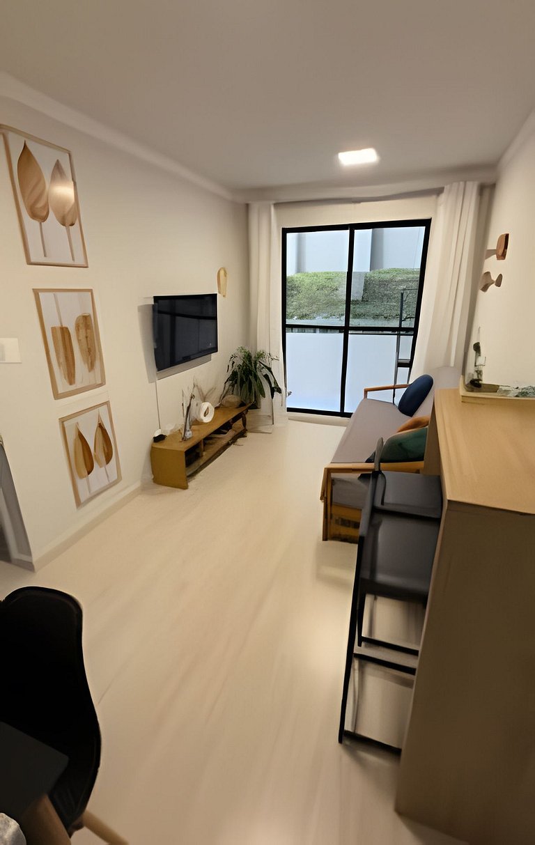 Apto Lindo com Jardim Privativo - Oficinas