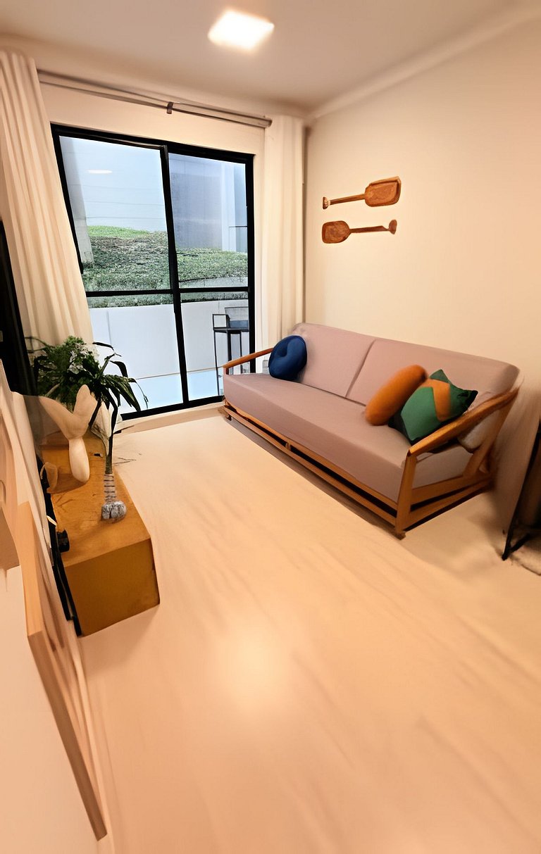 Apto Lindo com Jardim Privativo - Oficinas