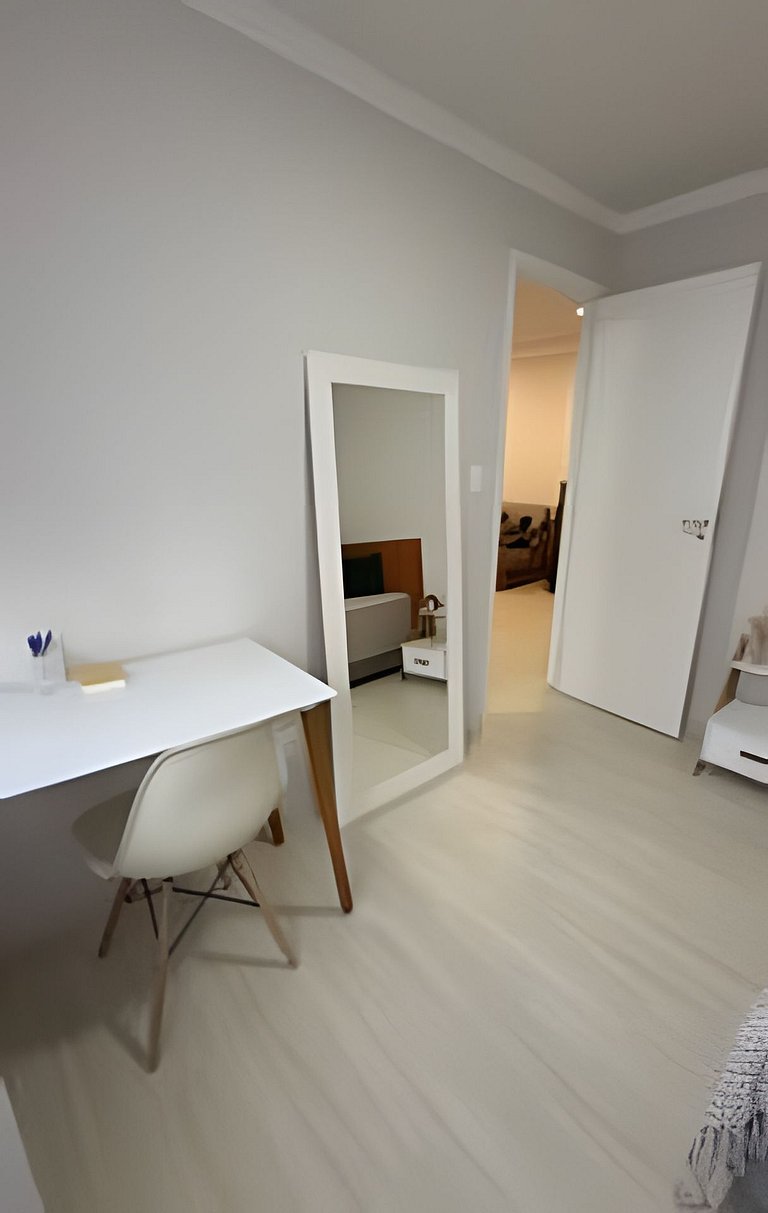 Apto Lindo com Jardim Privativo - Oficinas