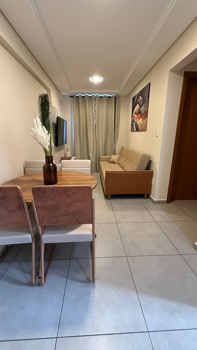 Apto Central 400m UEPG - Com Garagem