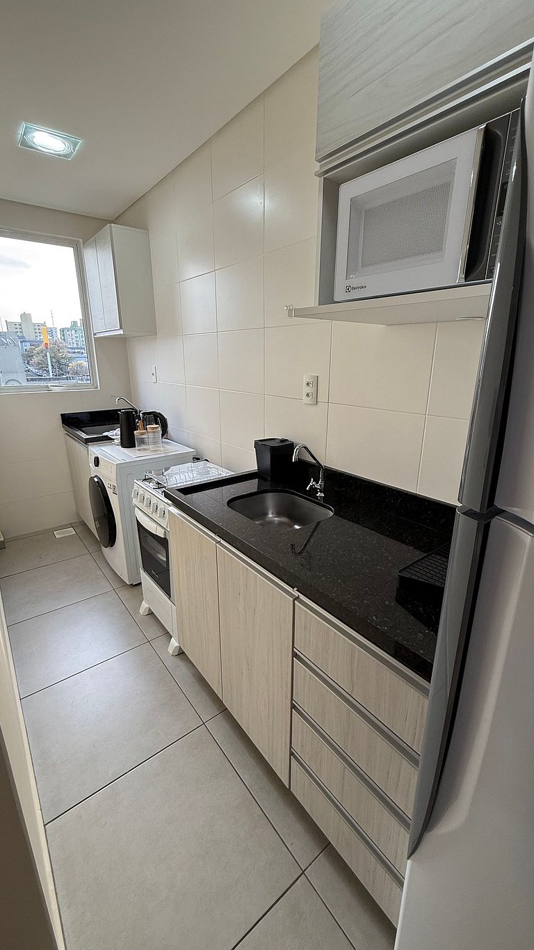 Apto Central 400m UEPG - Com Garagem