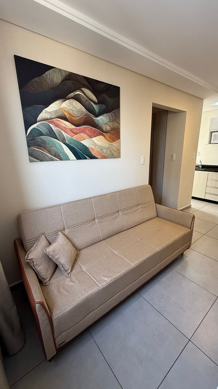 Apto Central 400m UEPG - Com Garagem