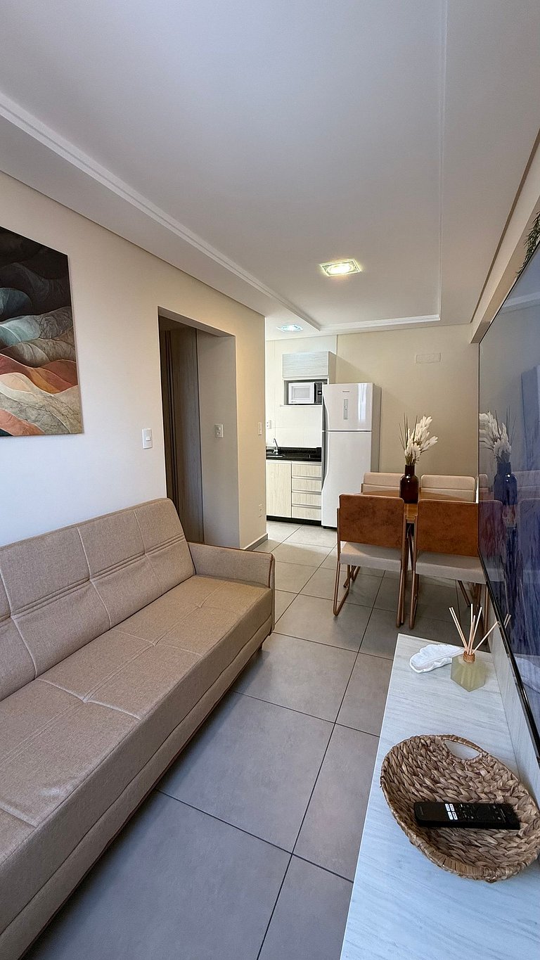 Apto Central 400m UEPG - Com Garagem