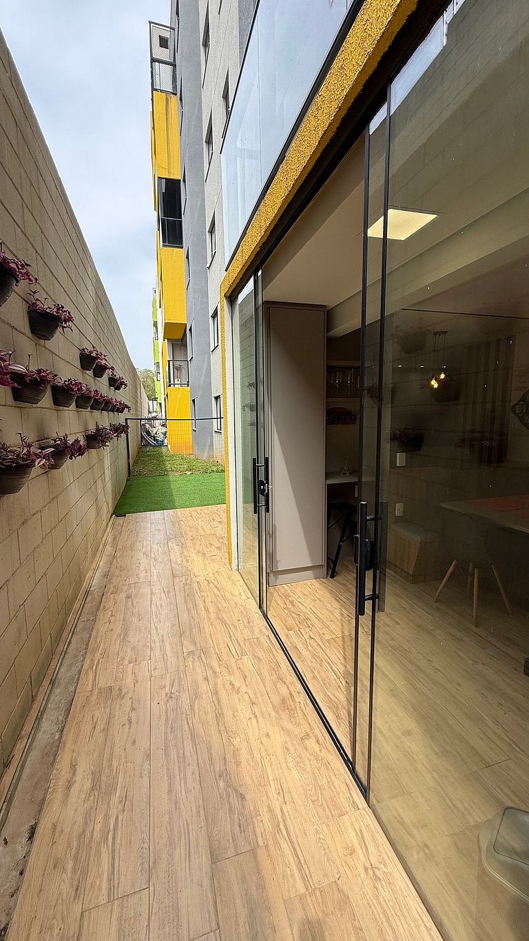 Ap Terreo - Jardim Privativo e Ar Condicionado