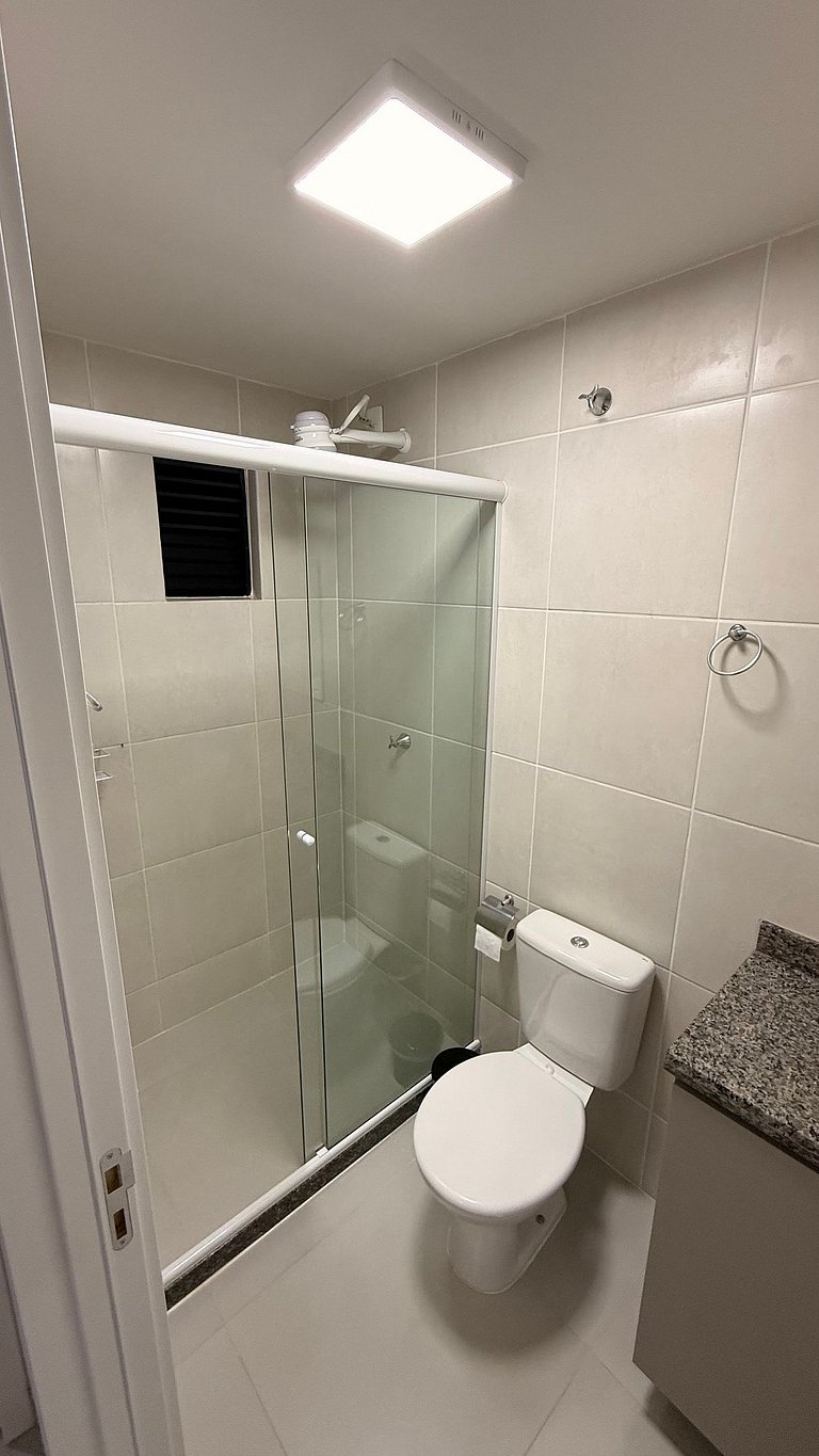 Apto com Suíte e Ar Cond - 200m Hosp Sao Camilo