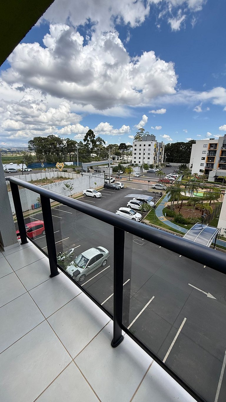 Apto com Suíte e Ar Cond - 200m Hosp Sao Camilo