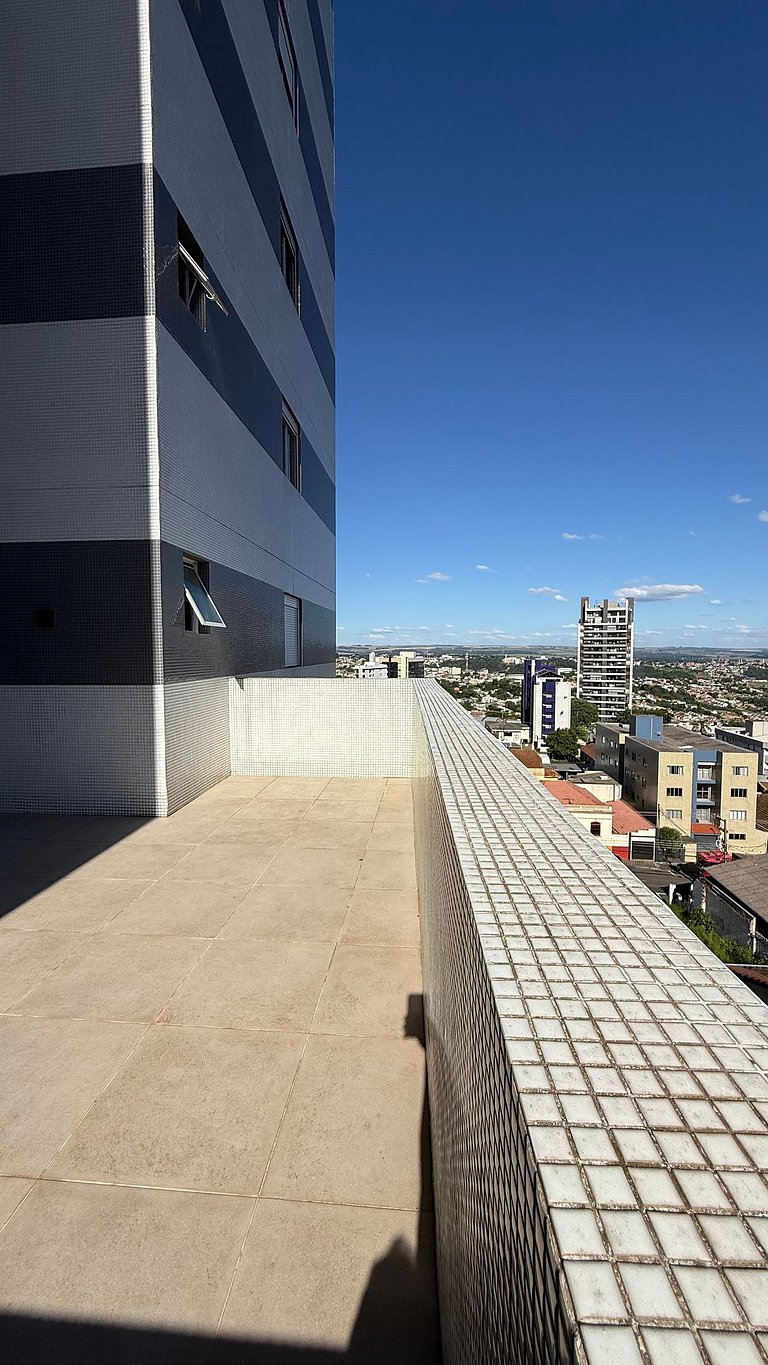 Apto Central C/ Suite Ar Cond 2 Vagas Garagem