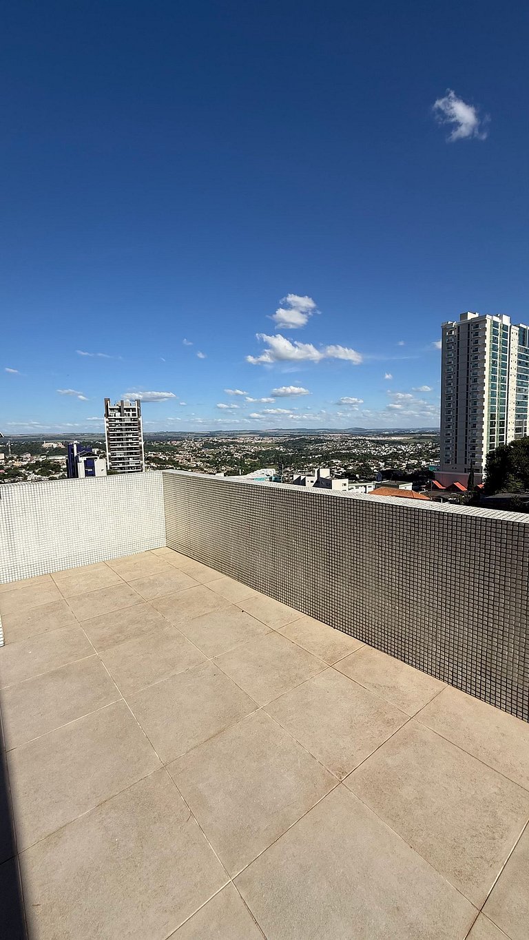 Apto Central C/ Suite Ar Cond 2 Vagas Garagem