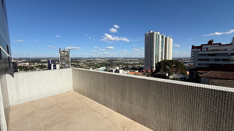 Apto Central com terraço e vista deslumbrante