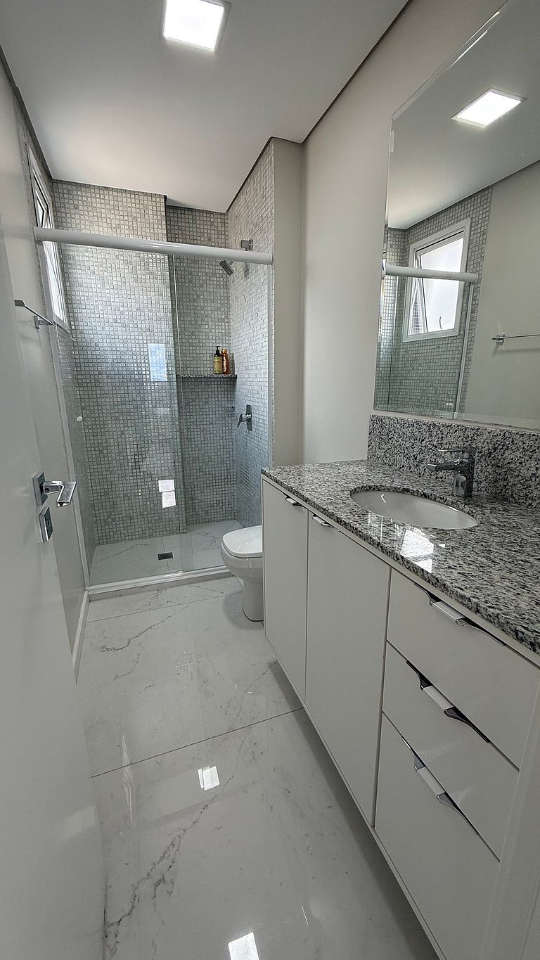 Apto Central com terraço e vista deslumbrante