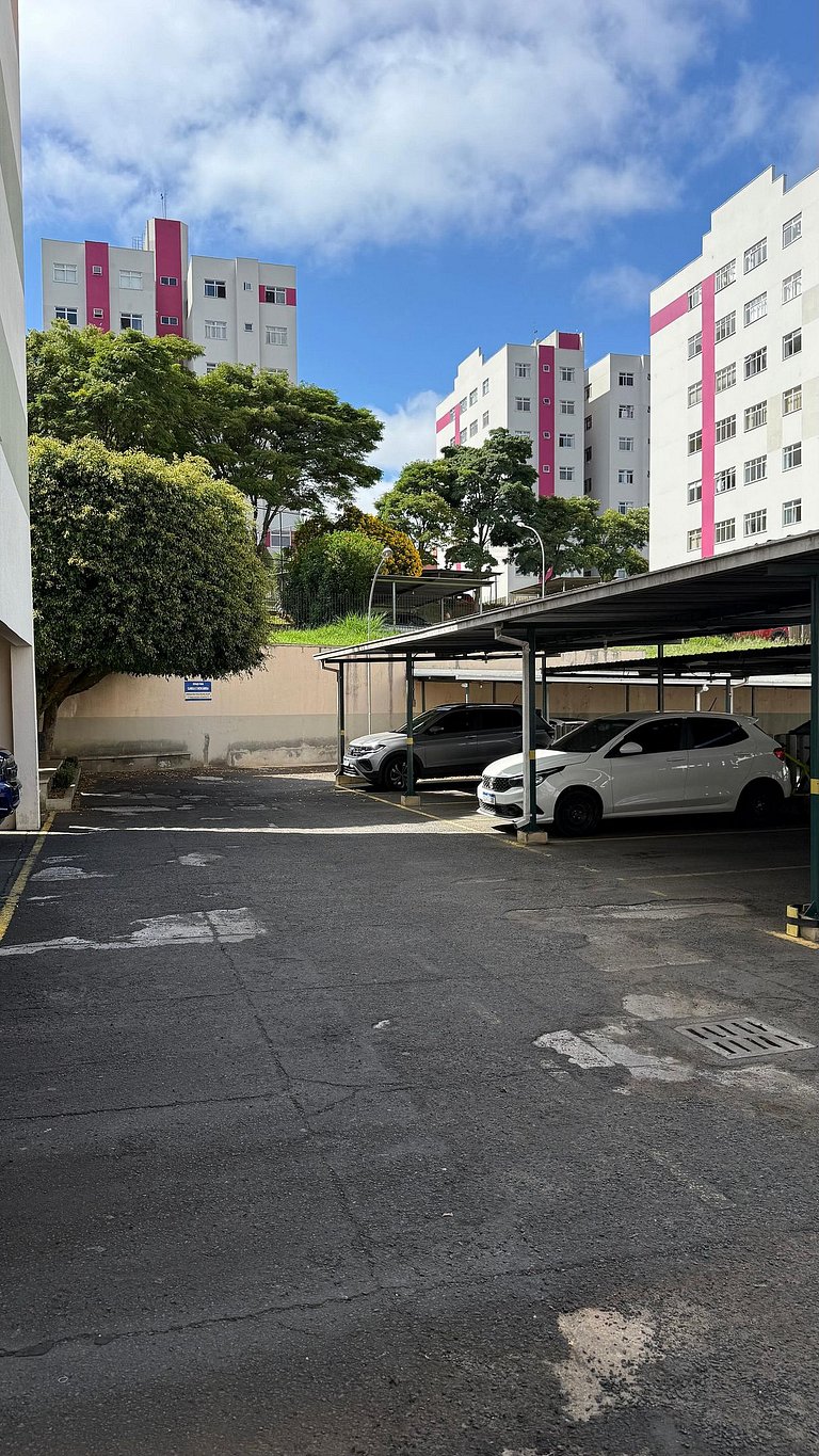 Vila Estrela - 2 Quartos com Suíte e Escritório