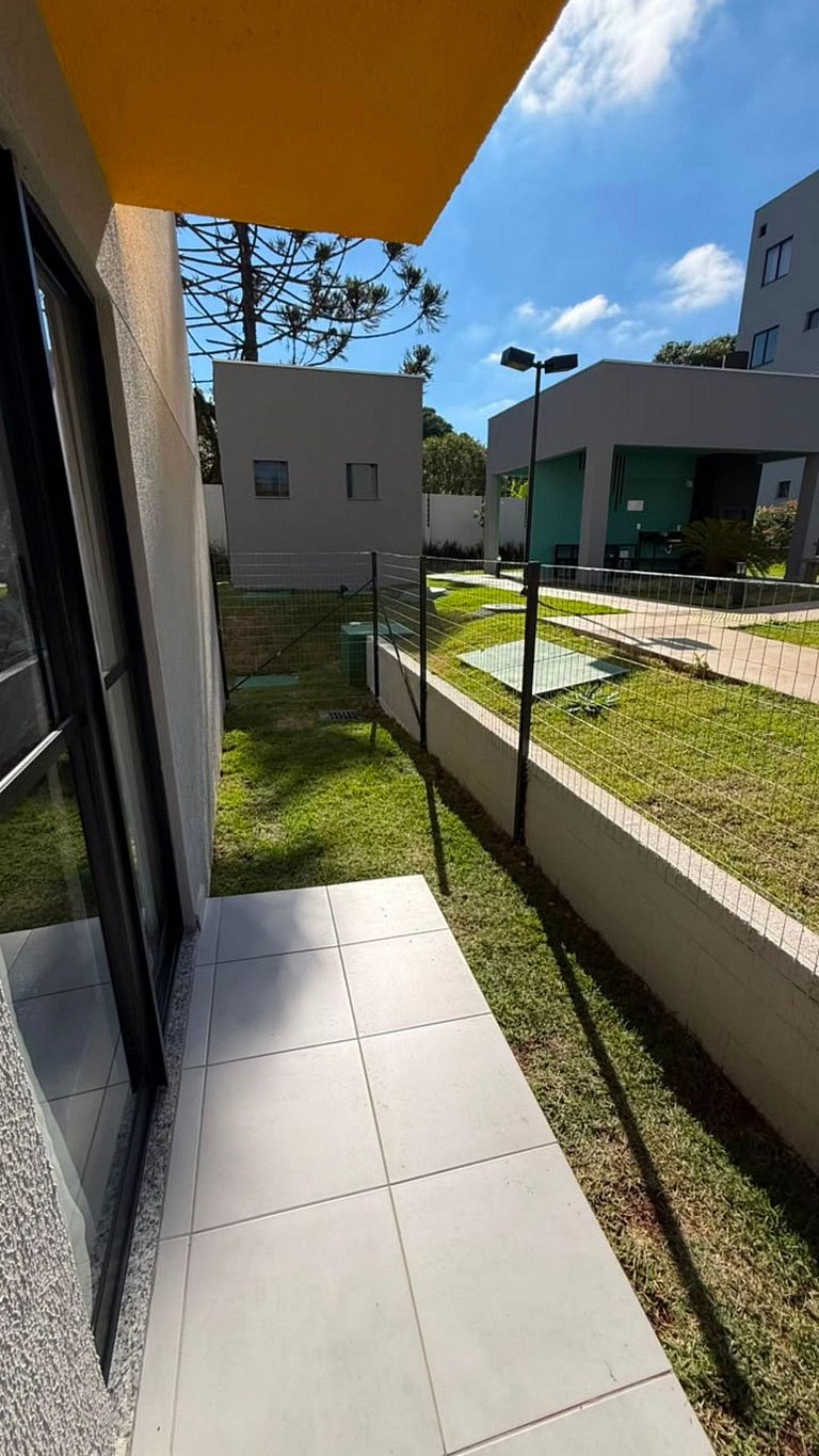 Ap com Área Externa Garagem em Uvaranas